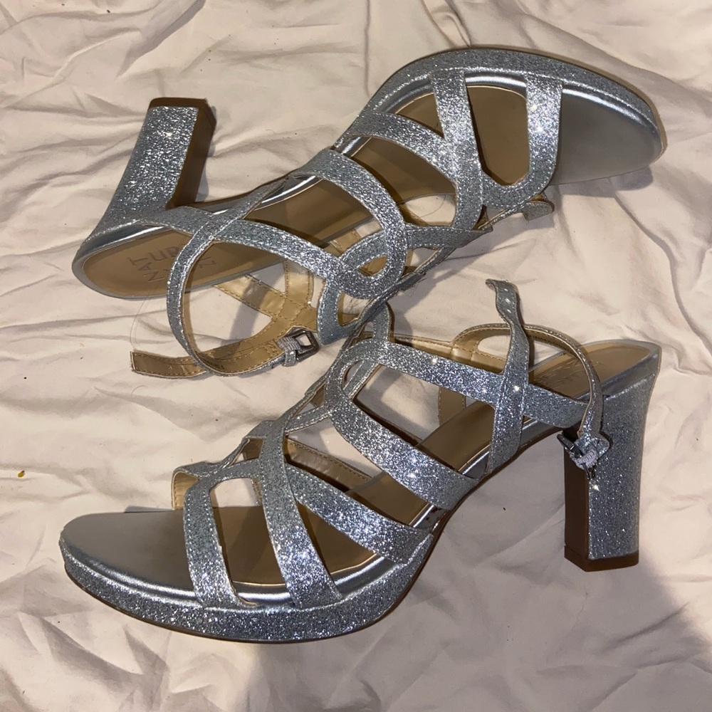 Silver naturalizer heels
